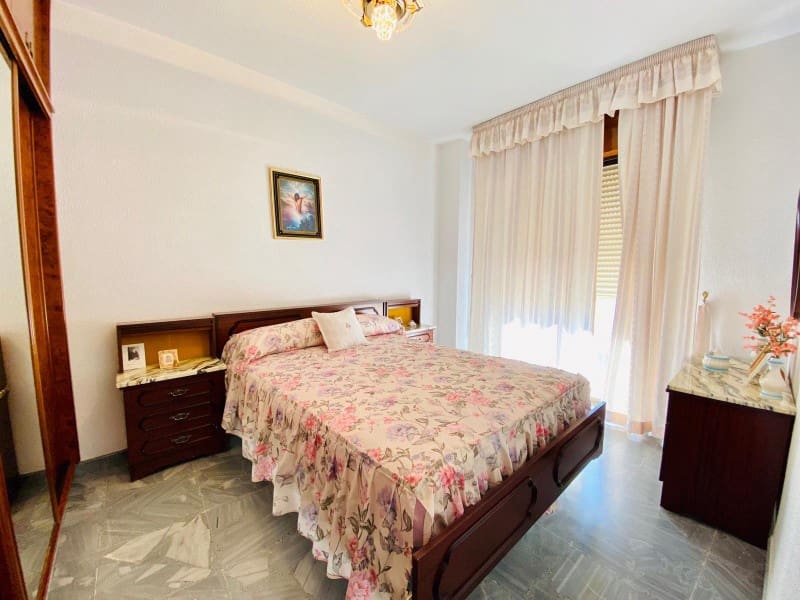 5 bedroom Townhouse for sale in Alhama de Granada - € 148,000 (Ref: 5496152)