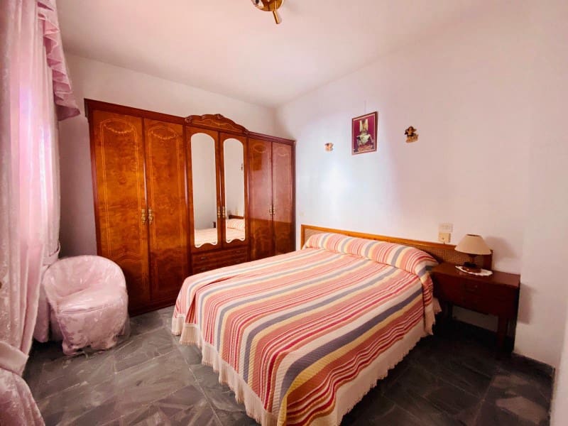 5 bedroom Townhouse for sale in Alhama de Granada - € 148,000 (Ref: 5496152)