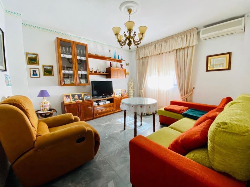 5 bedroom Townhouse for sale in Alhama de Granada - € 148,000 (Ref: 5496152)