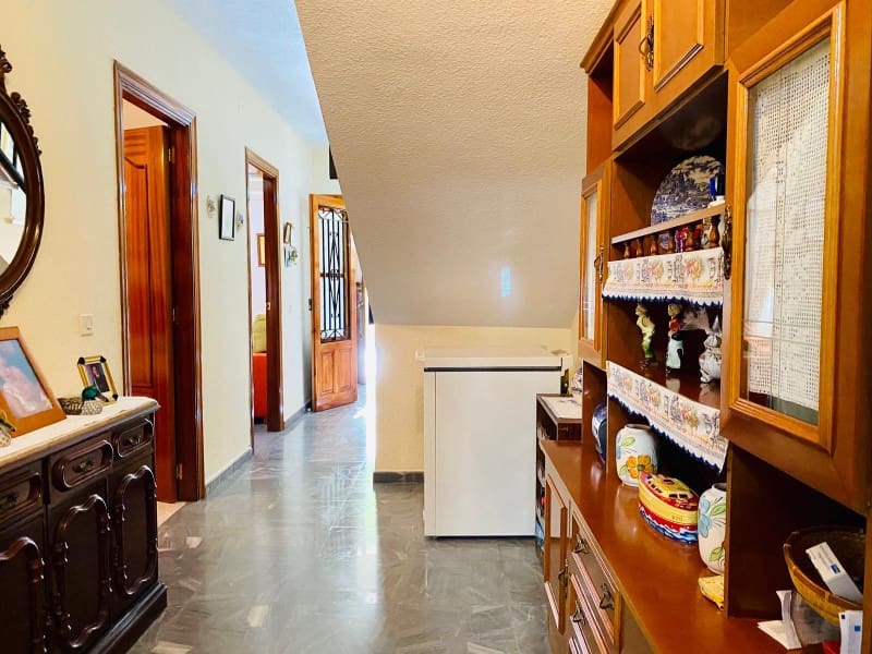 5 bedroom Townhouse for sale in Alhama de Granada - € 148,000 (Ref: 5496152)