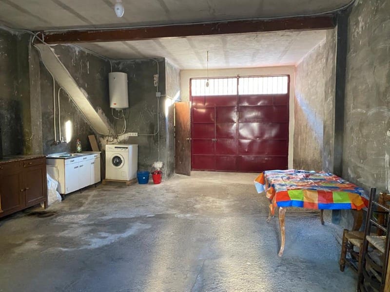 2 bedroom Townhouse for sale in Cacin - € 80,000 (Ref: 5846794)