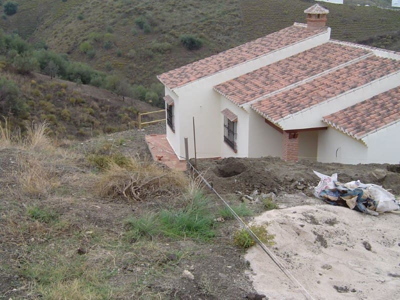 3 soveværelse Byhus til salg i Canillas de Aceituno - € 189.000 (Ref: 6207946)