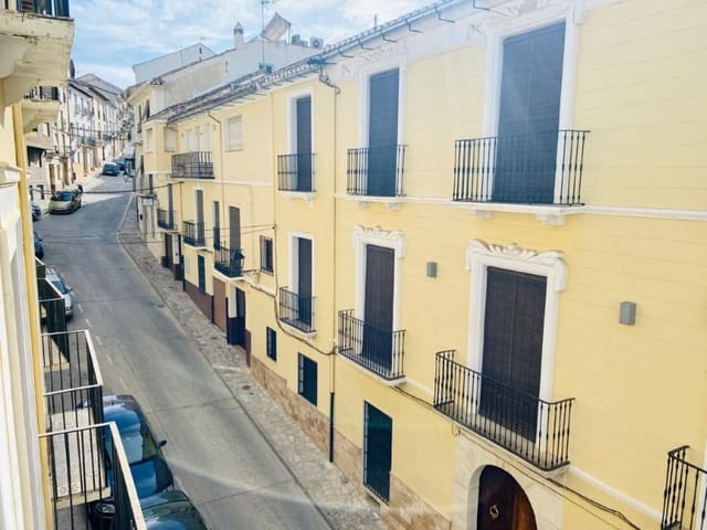 3 bedroom Flat for sale in Alhama de Granada - € 99,000 (Ref: 6394898)