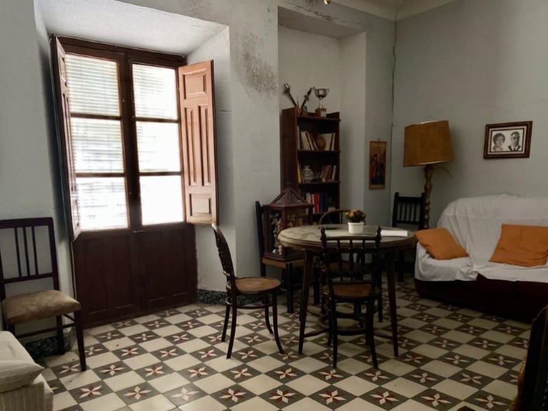 3 slaapkamer Flat te koop in Alhama de Granada - € 99.000 (Ref: 6394898)