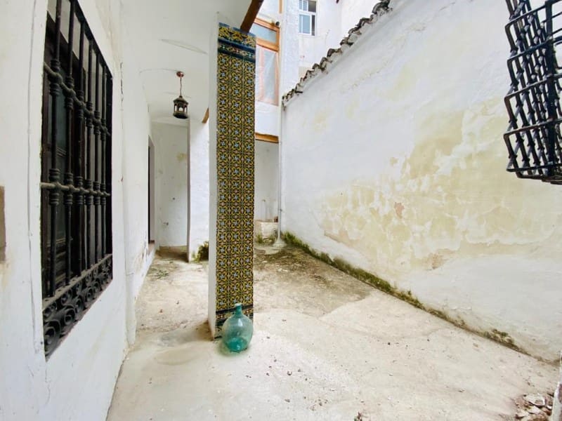 3 slaapkamer Flat te koop in Alhama de Granada - € 99.000 (Ref: 6394898)