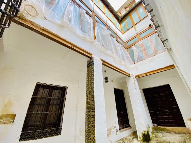 3 slaapkamer Flat te koop in Alhama de Granada - € 99.000 (Ref: 6394898)