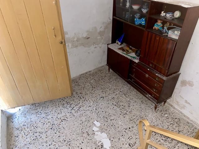 4 soveværelse Byhus til salg i Alhama de Granada - € 65.000 (Ref: 6425413)