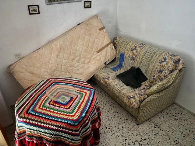 4 soveværelse Byhus til salg i Alhama de Granada - € 65.000 (Ref: 6425413)