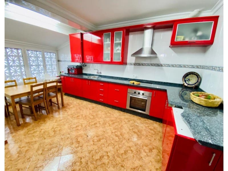 3 soveværelse Byhus til salg i Caleta de Velez - € 369.000 (Ref: 6490344)