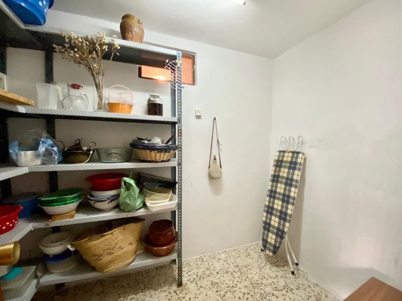 4 soveværelse Byhus til salg i Alhama de Granada med garage - € 89.000 (Ref: 6569542)