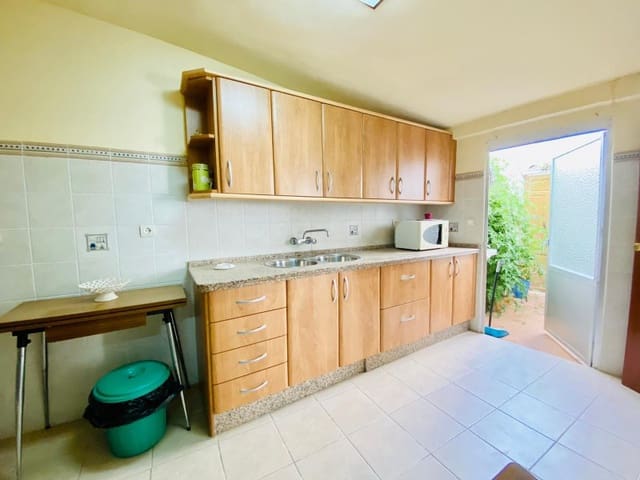 4 sovrum Hus till salu i Alhama de Granada med garage - 89 000 € (Ref: 6569542)