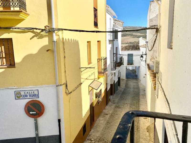 4 soveværelse Byhus til salg i Alhama de Granada med garage - € 89.000 (Ref: 6569542)