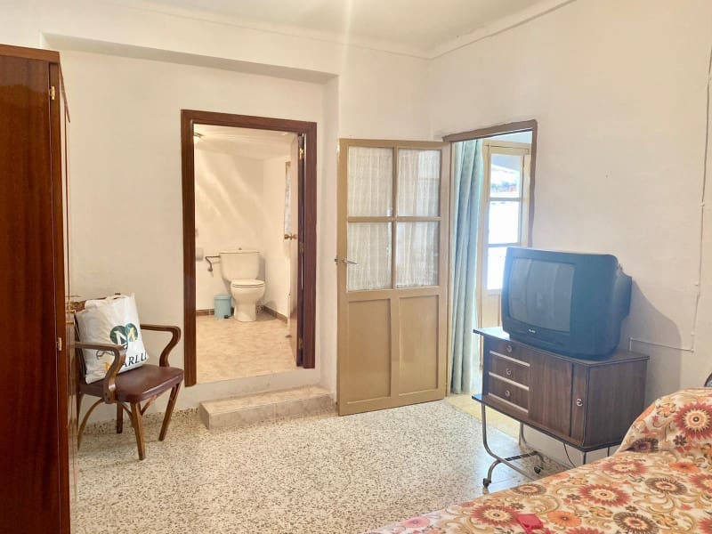 4 soveværelse Byhus til salg i Alhama de Granada med garage - € 89.000 (Ref: 6569542)