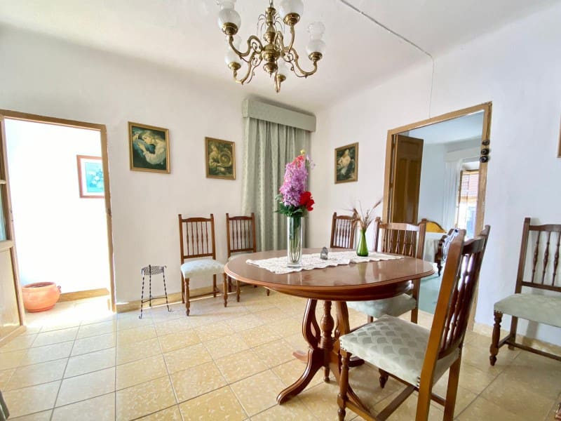 4 soveværelse Byhus til salg i Alhama de Granada med garage - € 89.000 (Ref: 6569542)