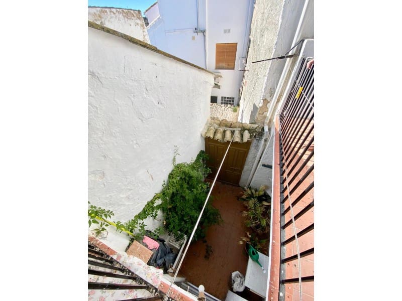 4 soveværelse Byhus til salg i Alhama de Granada med garage - € 89.000 (Ref: 6569542)