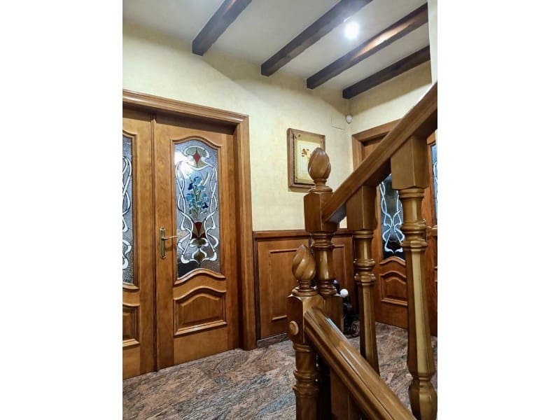 4 soveværelse Byhus til salg i Huetor Tajar med swimmingpool garage - € 295.000 (Ref: 6917579)