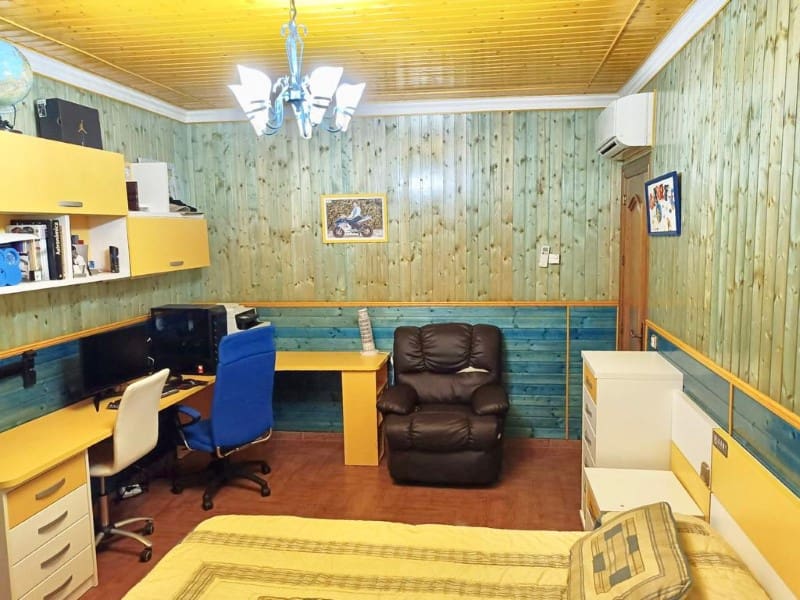 4 soveværelse Byhus til salg i Huetor Tajar med swimmingpool garage - € 295.000 (Ref: 6917579)