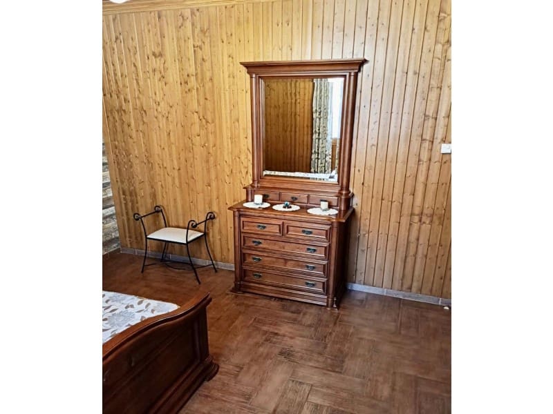 4 soveværelse Byhus til salg i Huetor Tajar med swimmingpool garage - € 295.000 (Ref: 6917579)