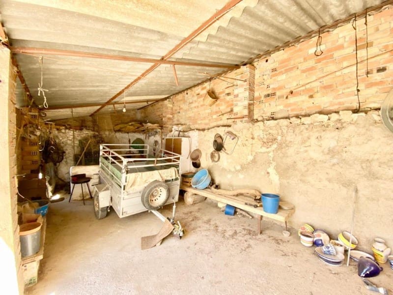 6 soveværelse Byhus til salg i Cacin med garage - € 90.000 (Ref: 6950925)