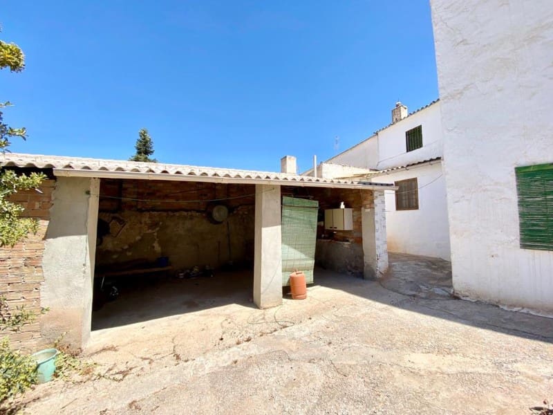 6 soveværelse Byhus til salg i Cacin med garage - € 90.000 (Ref: 6950925)