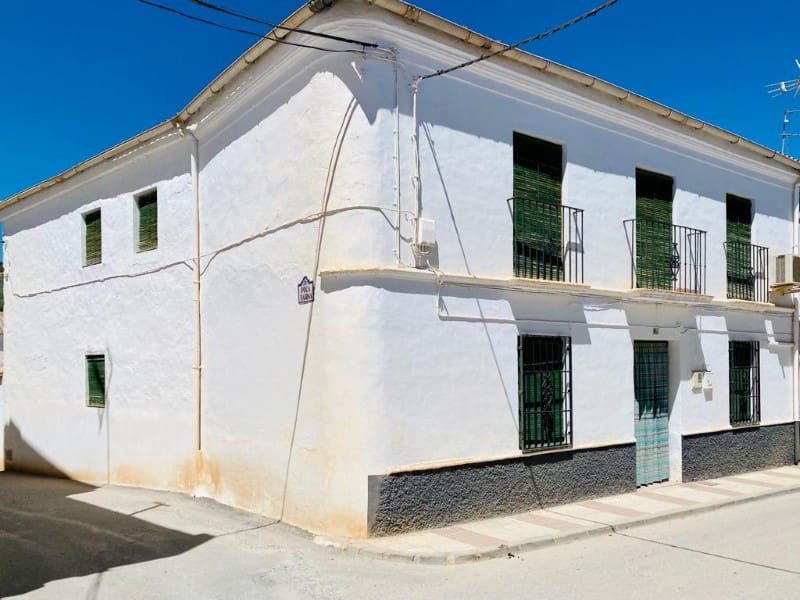 6 soveværelse Byhus til salg i Cacin med garage - € 90.000 (Ref: 6950925)