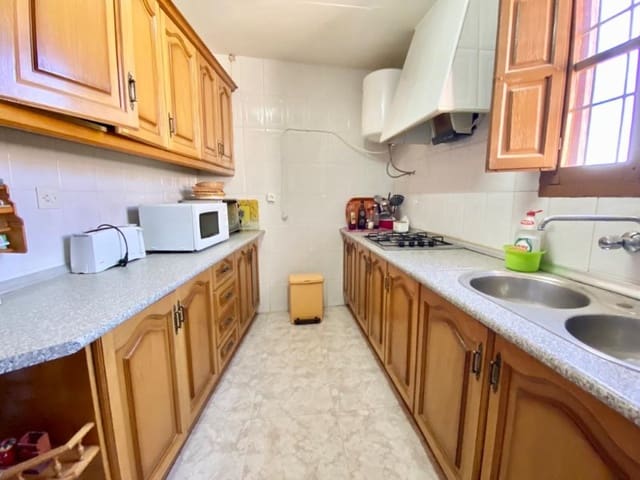 6 soveværelse Byhus til salg i Cacín med garage - € 90.000 (Ref: 6950925)