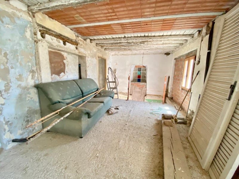 3 bedroom Townhouse for sale in Alhama de Granada - € 35,000 (Ref: 7027826)