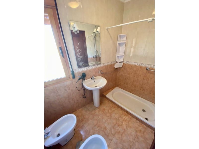 5 bedroom Townhouse for sale in Alhama de Granada - € 99,000 (Ref: 7037697)