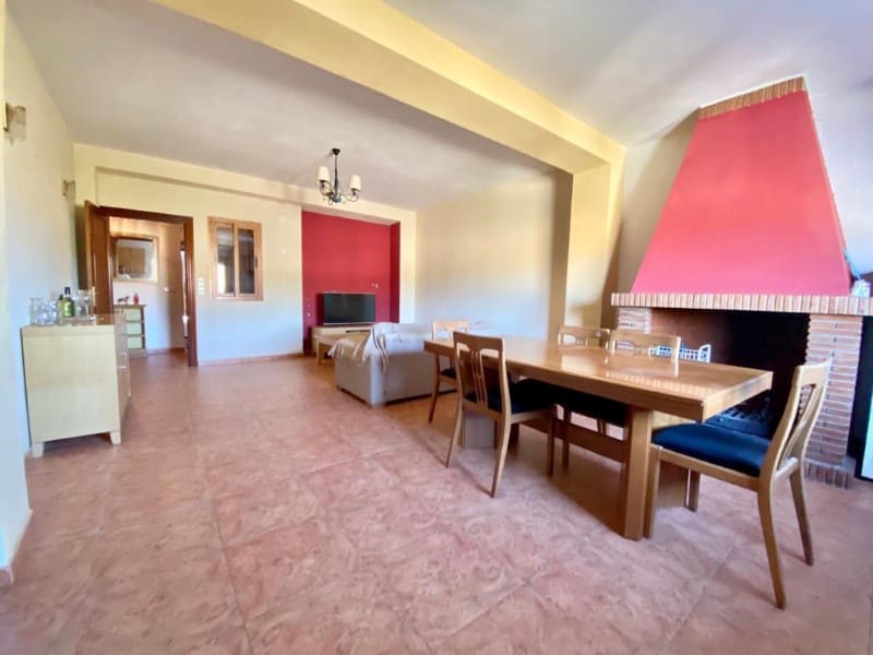 5 bedroom Townhouse for sale in Alhama de Granada - € 99,000 (Ref: 7037697)