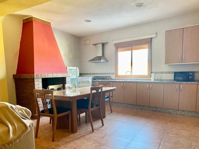 5 bedroom Townhouse for sale in Alhama de Granada - € 99,000 (Ref: 7037697)