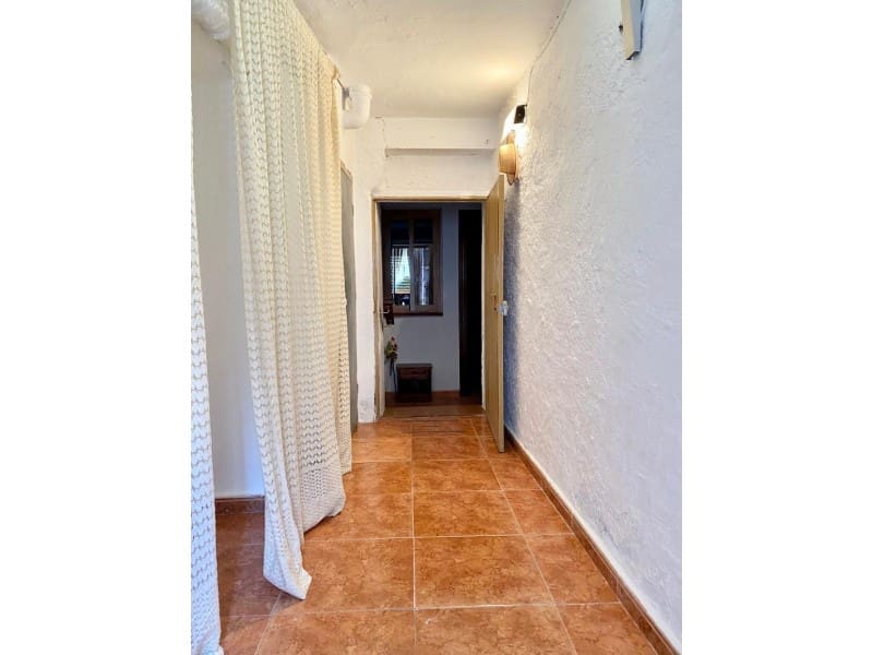 5 bedroom Townhouse for sale in Alhama de Granada - € 99,000 (Ref: 7037697)