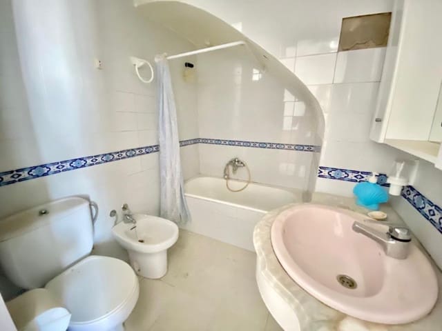 3 soveværelse Byhus til salg i Alhama de Granada - € 55.000 (Ref: 7078782)