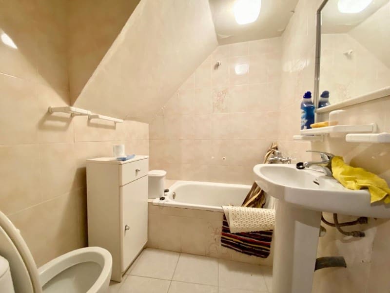 6 soveværelse Byhus til salg i Alhama de Granada - € 85.000 (Ref: 7078783)