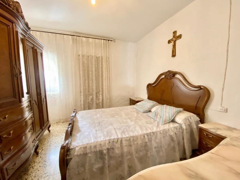 6 soveværelse Byhus til salg i Alhama de Granada - € 85.000 (Ref: 7078783)