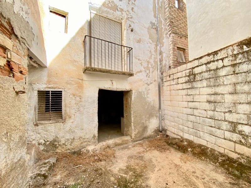 6 soveværelse Byhus til salg i Alhama de Granada - € 85.000 (Ref: 7078783)