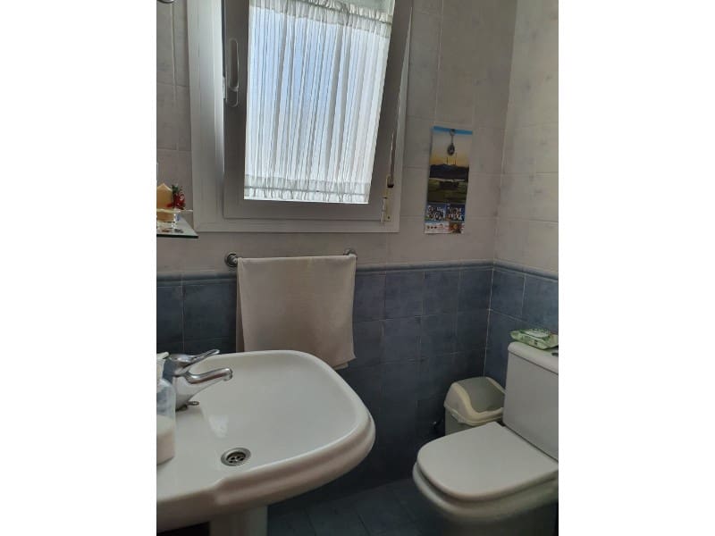 3 soveværelse Villa til salg i Torre del Mar med swimmingpool garage - € 630.000 (Ref: 7078784)