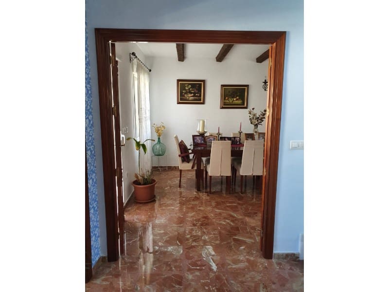 3 soveværelse Villa til salg i Torre del Mar med swimmingpool garage - € 630.000 (Ref: 7078784)