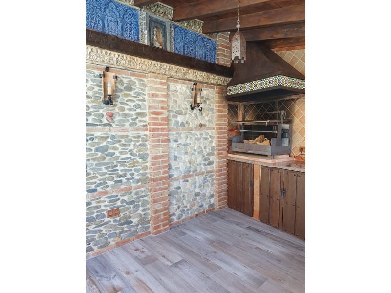 3 soveværelse Villa til salg i Torre del Mar med swimmingpool garage - € 630.000 (Ref: 7078784)