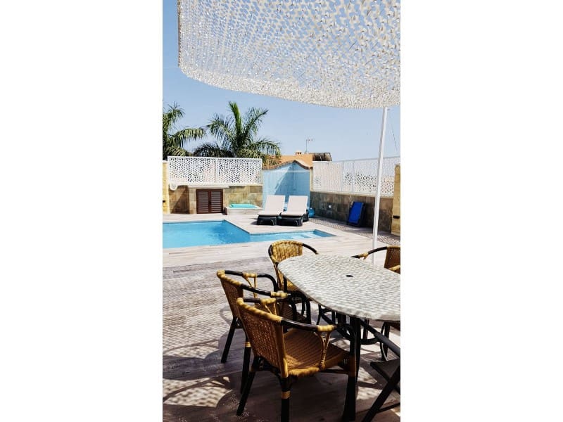 3 soveværelse Villa til salg i Torre del Mar med swimmingpool garage - € 630.000 (Ref: 7078784)