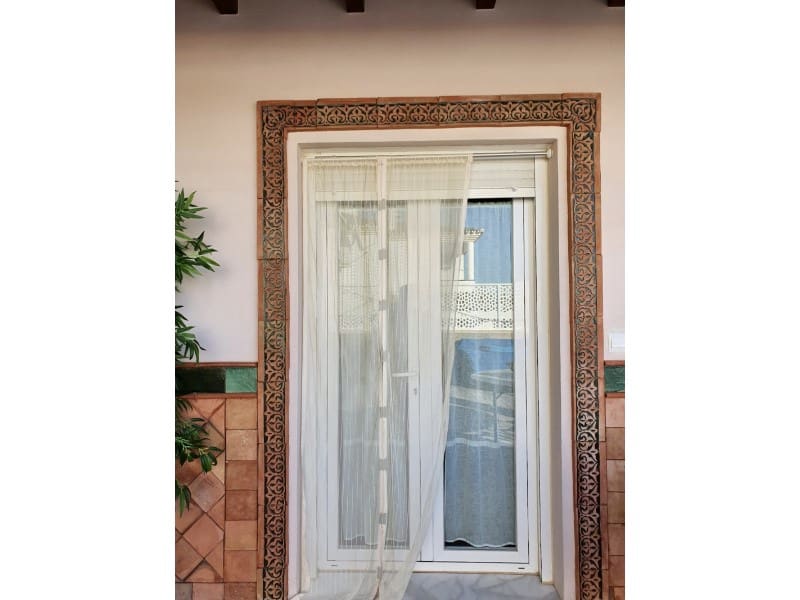 3 soveværelse Villa til salg i Torre del Mar med swimmingpool garage - € 630.000 (Ref: 7078784)