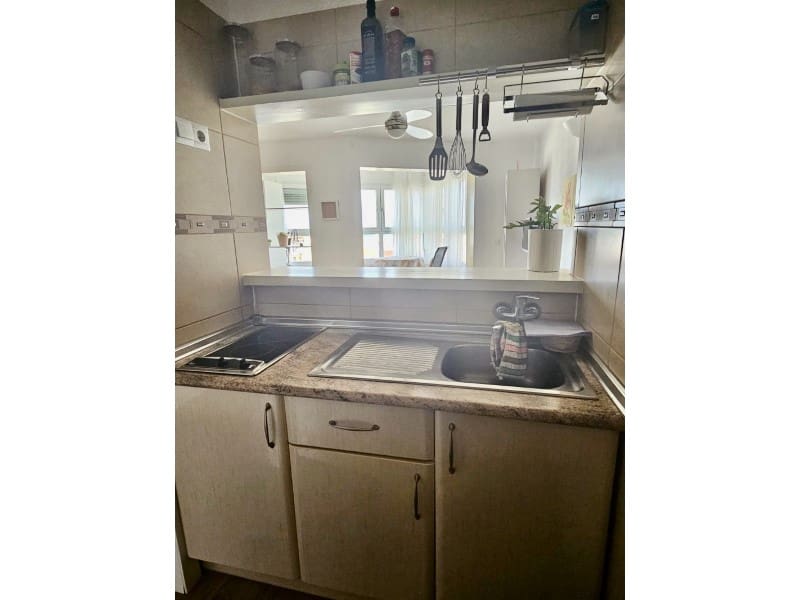 Flat for rent in Torrox-Costa - € 530 (Ref: 7225777)