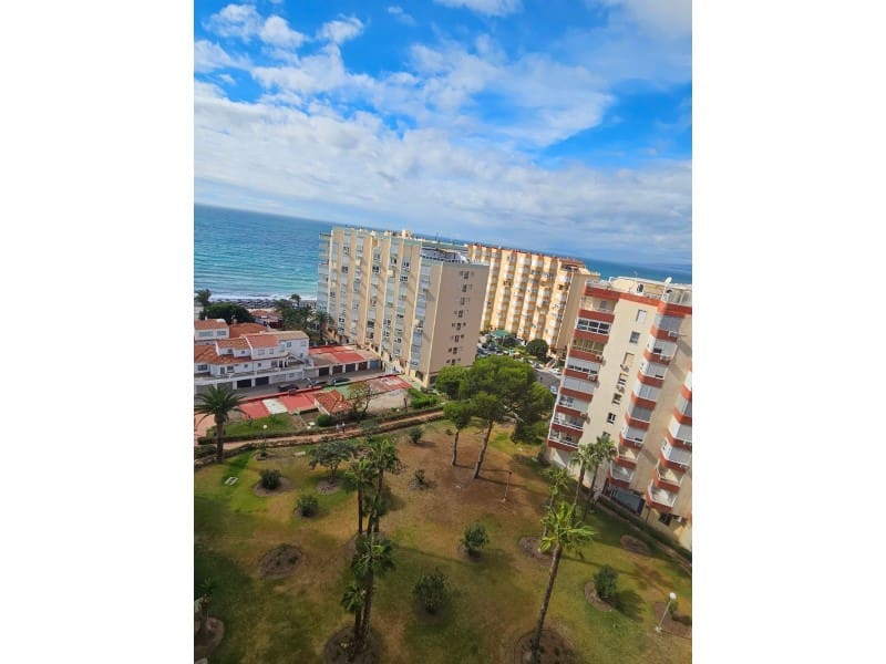 Flat for rent in Torrox-Costa - € 530 (Ref: 7225777)