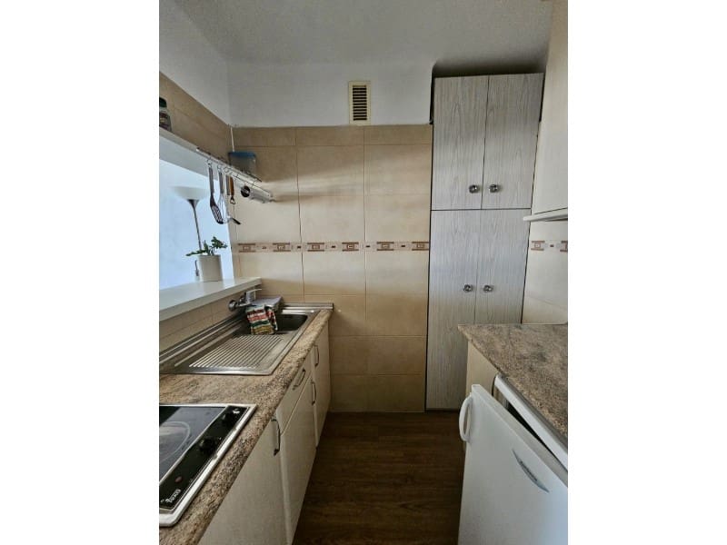 Flat for rent in Torrox-Costa - € 530 (Ref: 7225777)