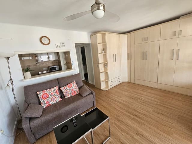 Leilighet til leie i Centro Internacional, Torrox - € 530 (Ref: 7225777)