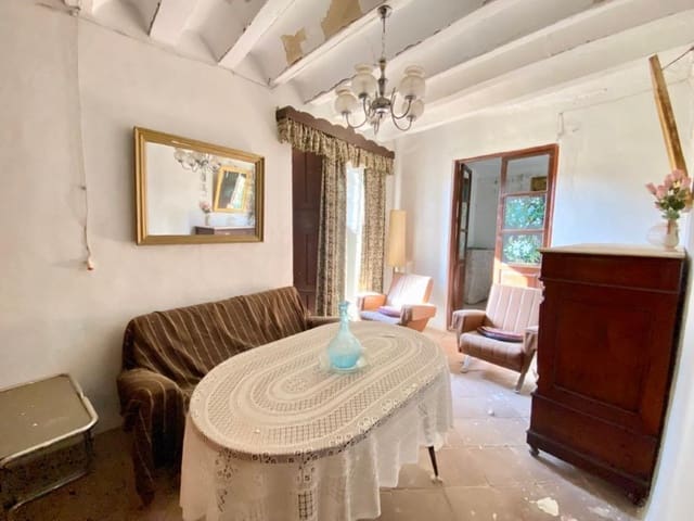 8 soveværelse Byhus til salg i Alhama de Granada - € 79.000 (Ref: 7240897)