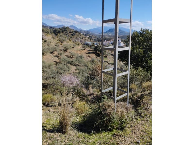 Finca/Country House for sale in Riogordo - € 40,000 (Ref: 7369650)