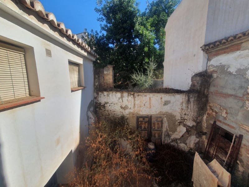 5 sypialnia Dom na sprzedaż w Velez-Malaga - 225 000 € (Ref: 7394008)