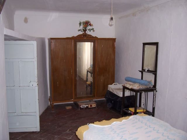 3 chambre Maison de Ville à vendre à Espejo - 36 000 € (Ref: 742962)