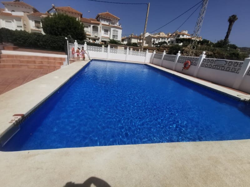 1 makuuhuone Asunto vuokrattavana paikassa Torrox-Costa mukana uima-altaan 
autotalli - 650 € (Ref: 7572283)