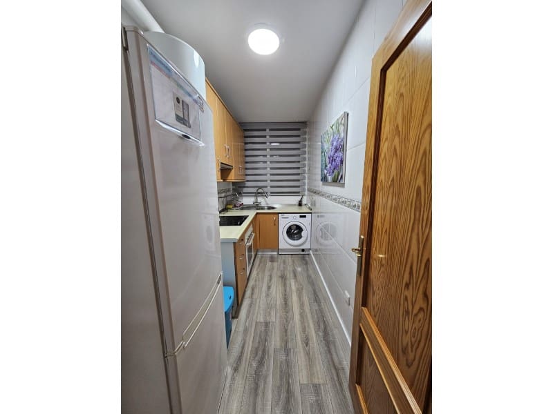 1 makuuhuone Asunto vuokrattavana paikassa Torrox-Costa mukana uima-altaan 
autotalli - 650 € (Ref: 7572283)